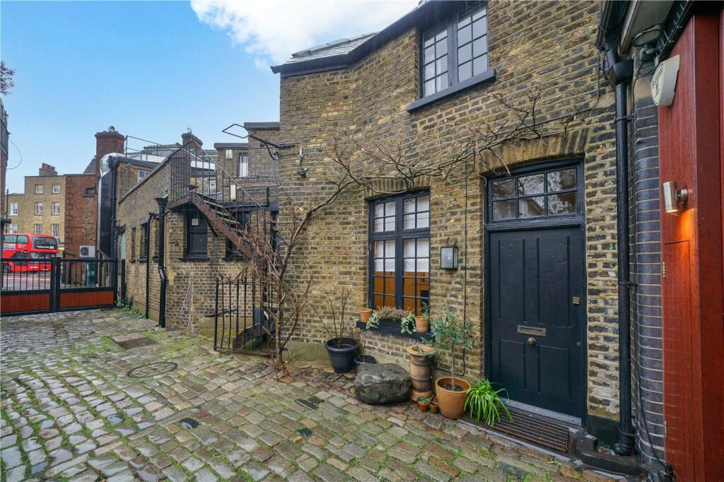 Main image of property: Highgate High Street, London, United Kingdom, N6