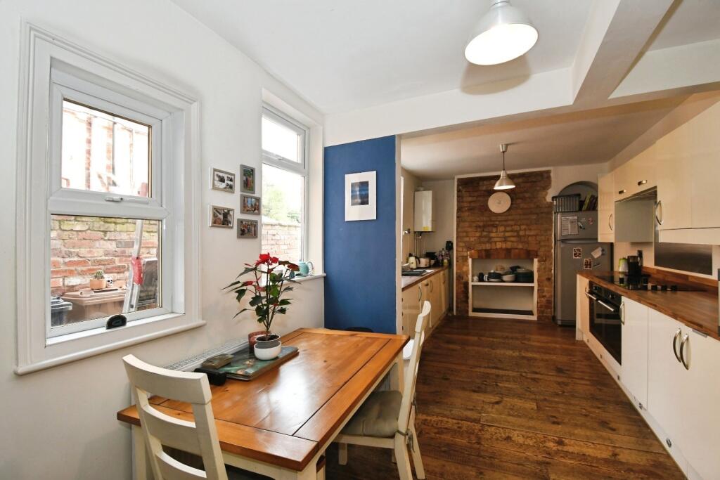 House in Lincoln, Lincolnshire - View 5