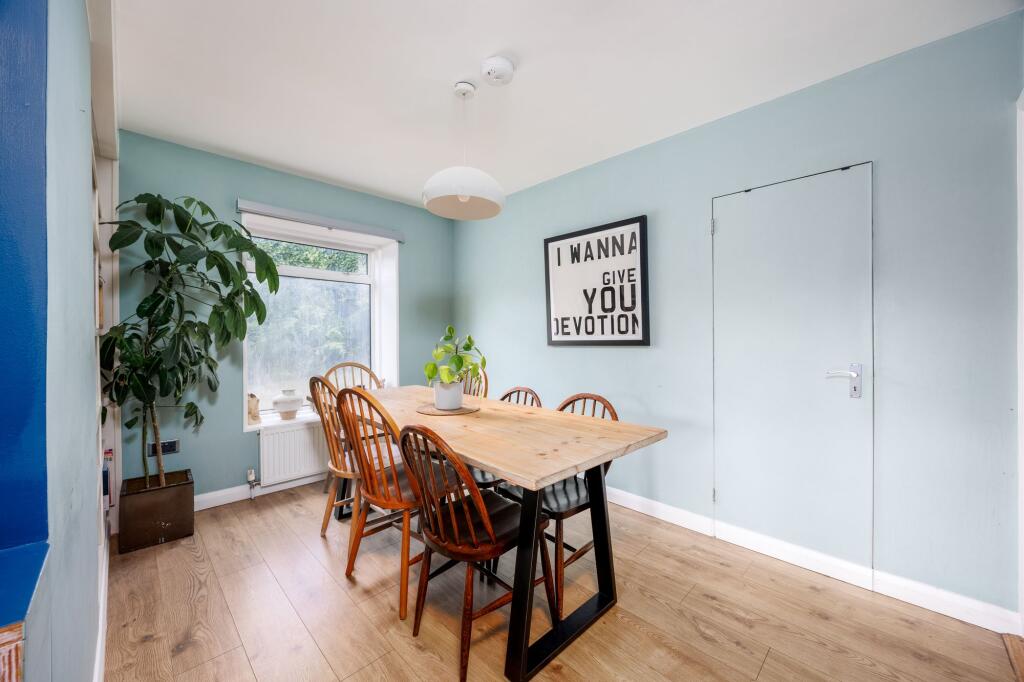 House in Lewes, South Street, Chailey - View 5