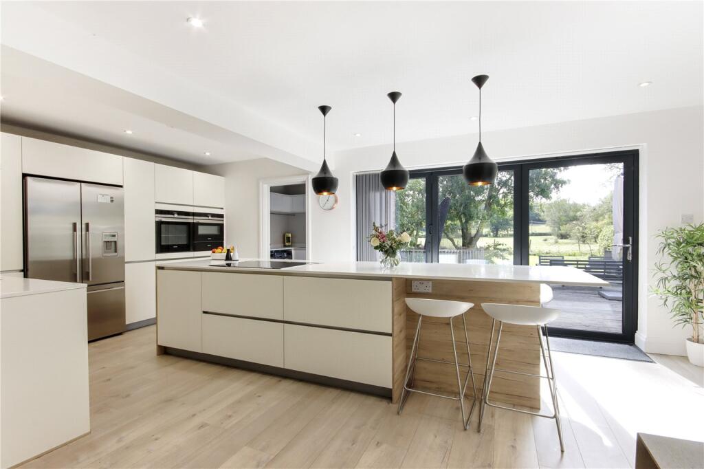 House in Rother, Etchingham - View 2