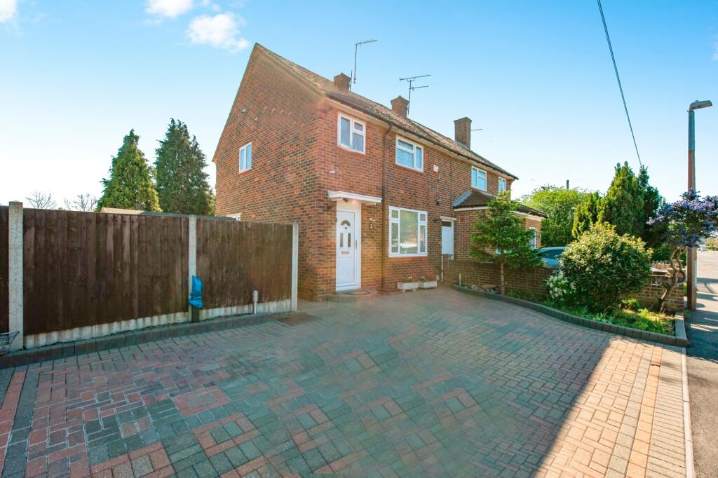 Main image of property: Araglen Avenue, South Ockendon, Essex, RM15