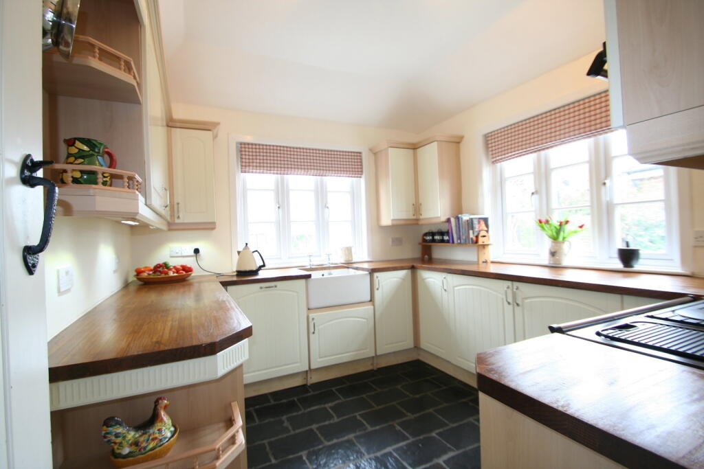 House in Salisbury - View 2