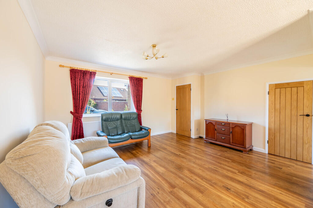 House in Ipswich - View 5