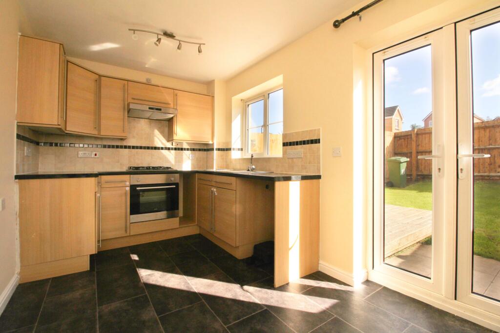 House in Cardiff, Llanharan - View 4