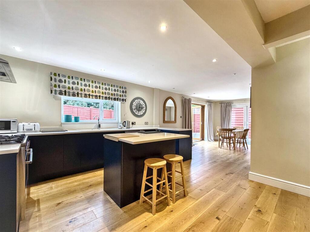 House in Peterborough - View 5