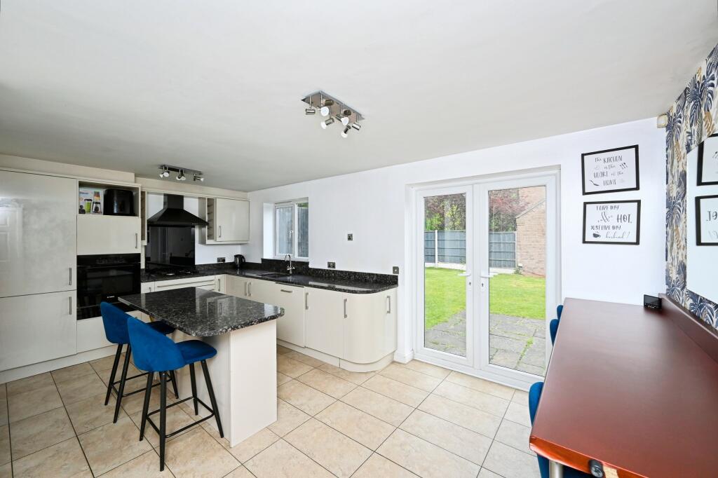 Main image of property: Chestnut close harlow wood, Nottingham, NG18