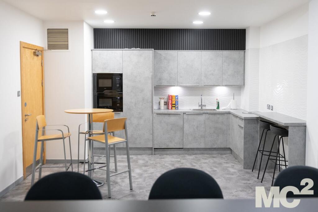 Willow Kitchen 1.jpg