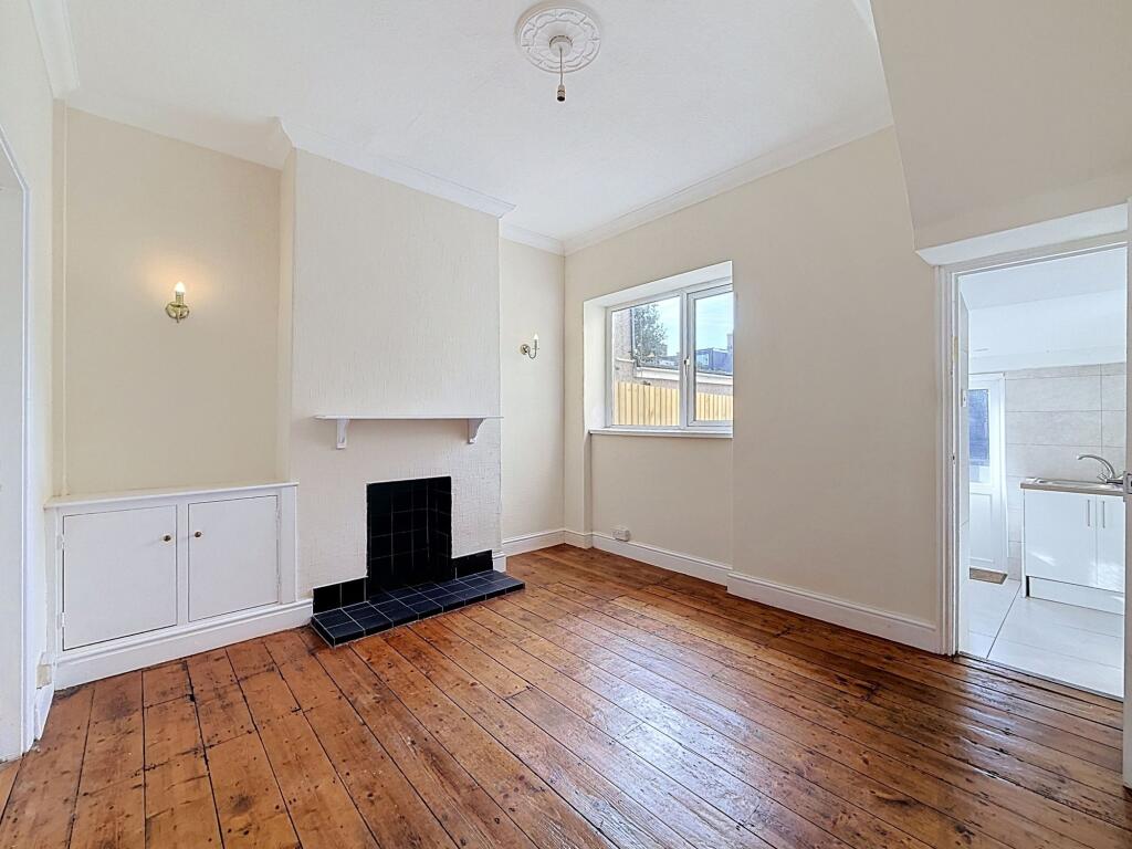 House in Cardiff - View 4