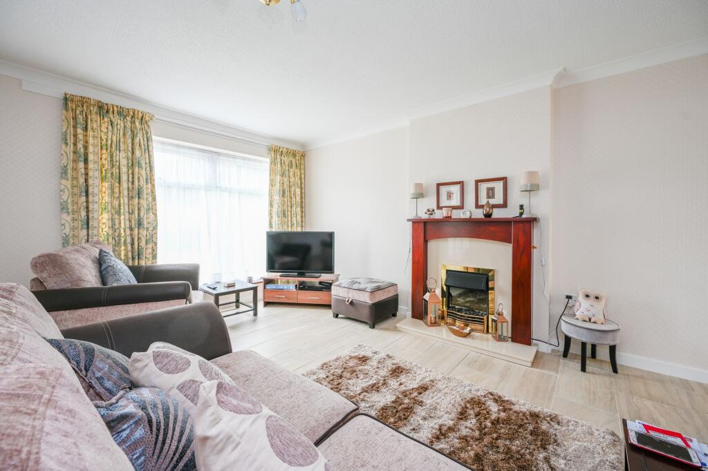 House in West Lancashire, Aughton Park, Ormskirk - View 2