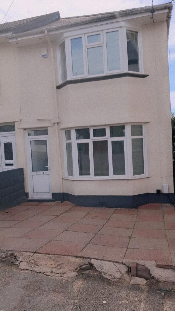 House in Bournemouth, Winton - View 2