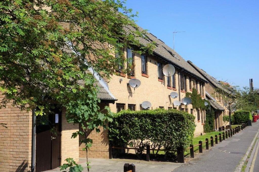 Main image of property: Stephensons Court