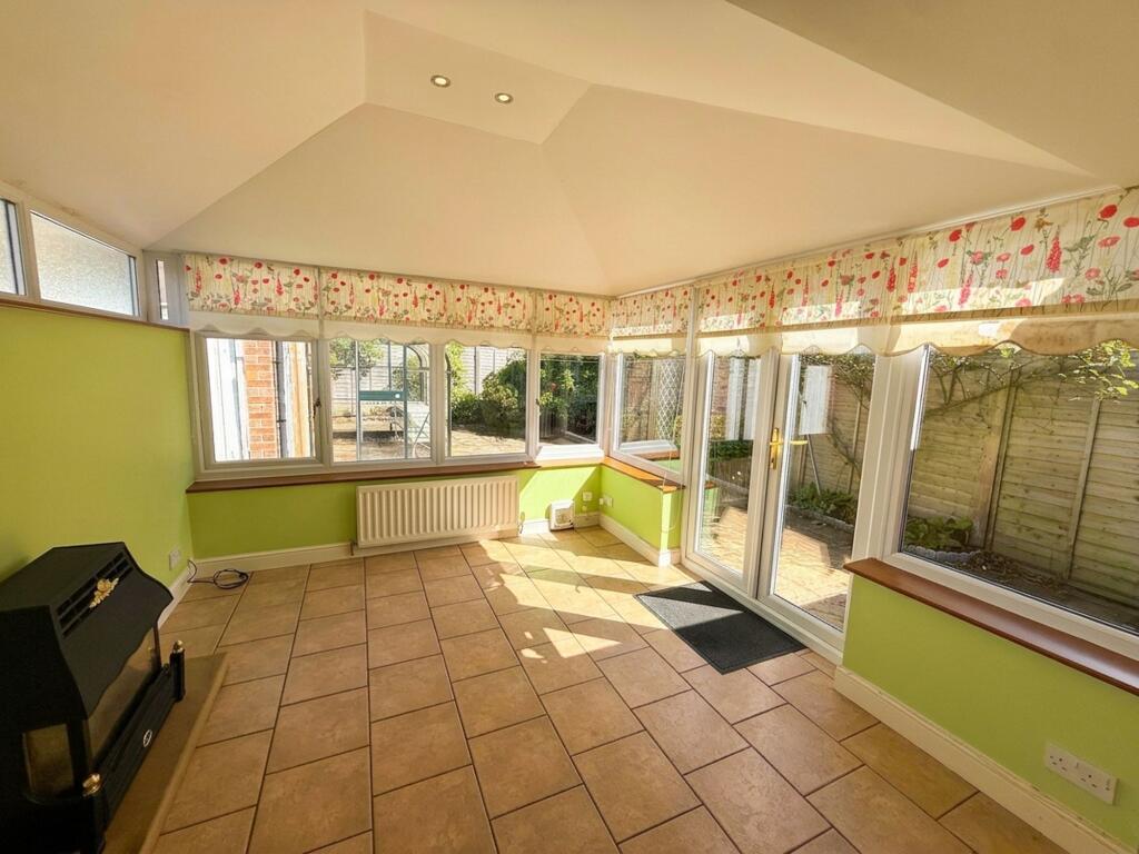 House in Huddersfield, Dalton - View 4