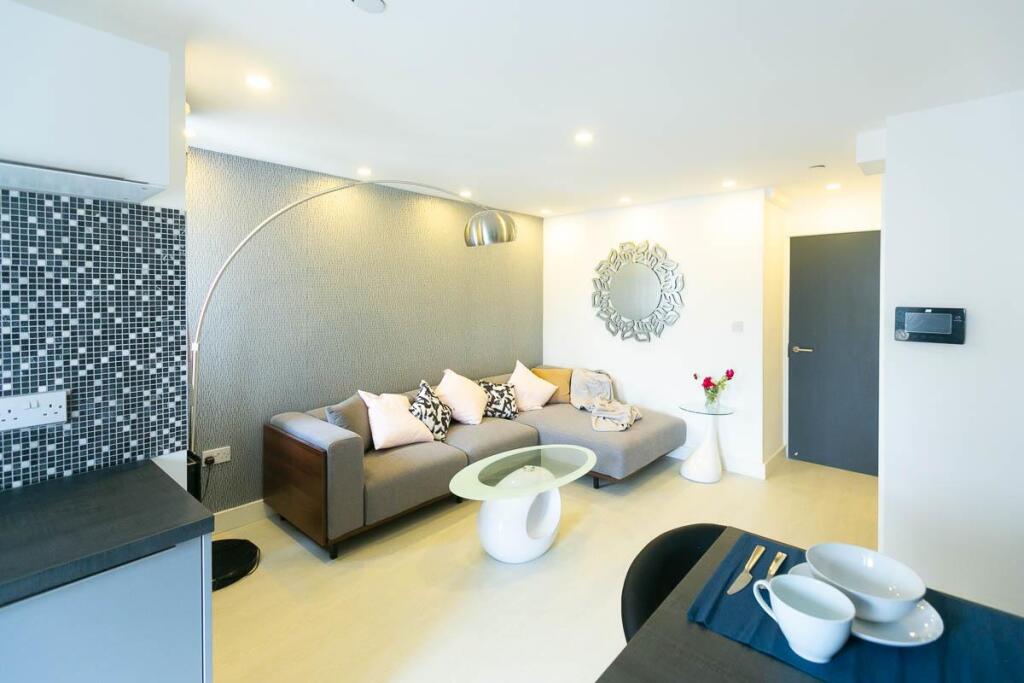 Main image of property: Richmond Parc, Richmond Road, Cardiff