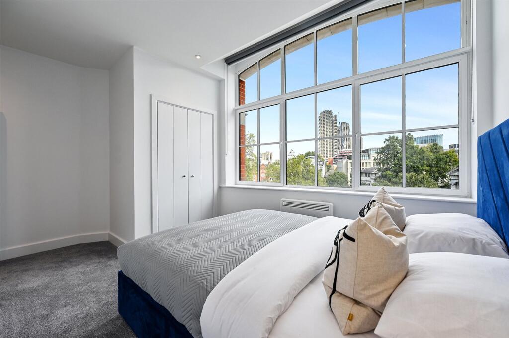 Apartment in London - View 5