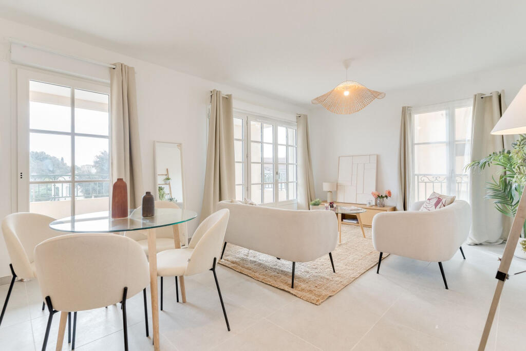 Main image of property: Provence-Alps-Cote d`Azur, Var, Grimaud