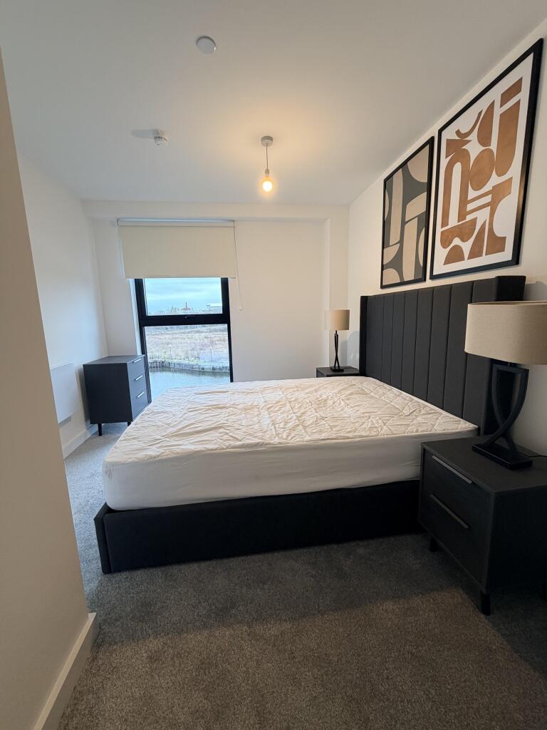 Apartment in Salford, Ordsall - View 4