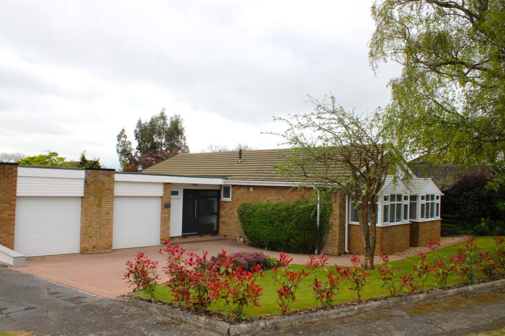 Main image of property: Northampton Road, Wellingborough, NN8
