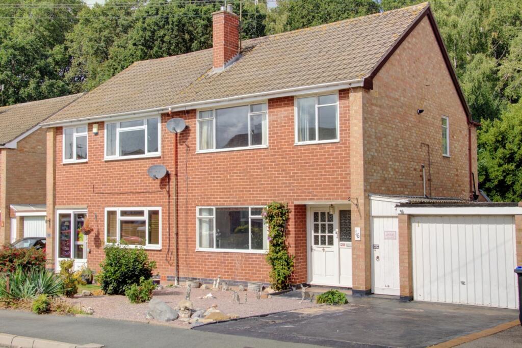 Main image of property: Northvale Close, Kenilworth, Warwickshire, CV8 2EN