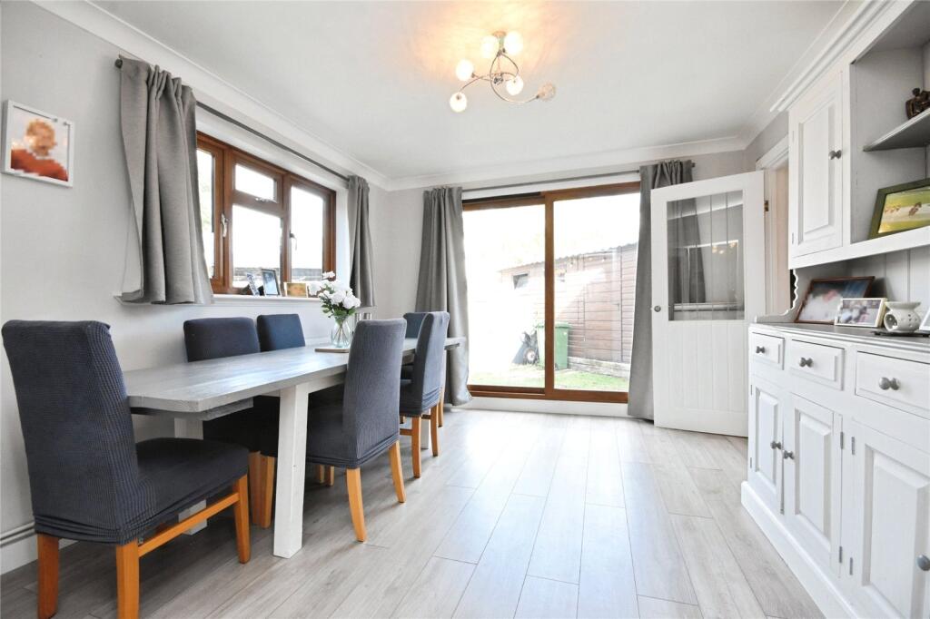House in Basildon, Essex - View 5