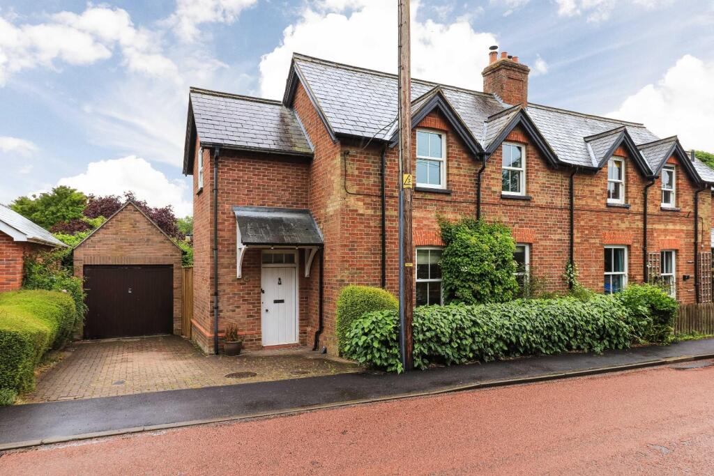 Main image of property: High Street, Knapwell, Cambridge
