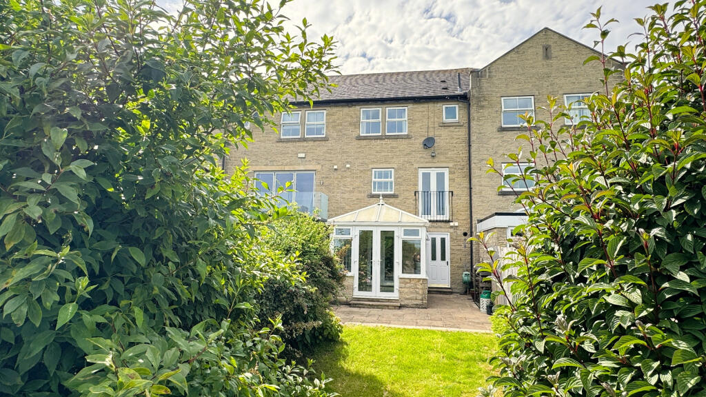 Main image of property: Hilton Grange, Bramhope, Leeds, West Yorkshire