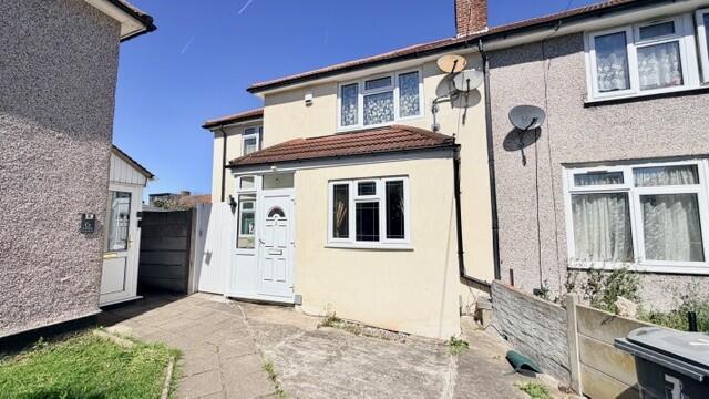 Main image of property: Spinney Gardens, RM9 5DR
