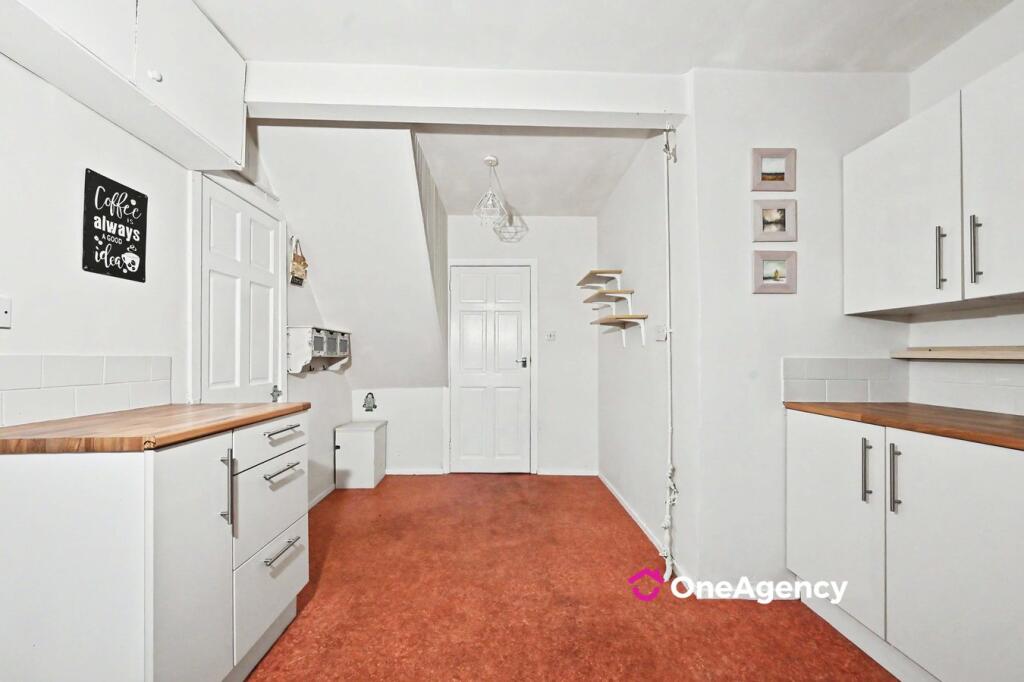 Carnation Close, Weston Coyney, Stoke-on-Trent, ST3 photo 3