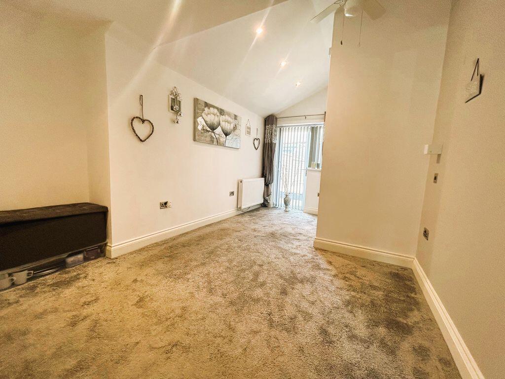 House in Walsall, West Midlands - View 4