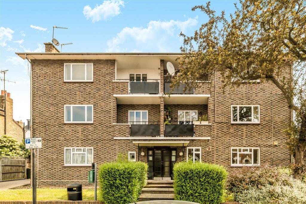 Main image of property: Lessar Avenue, Clapham