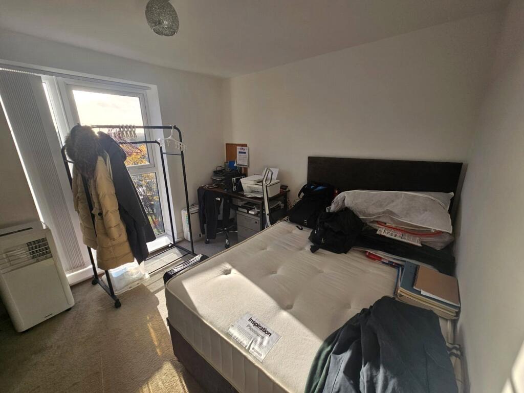 Apartment in Birmingham, West Midlands - More