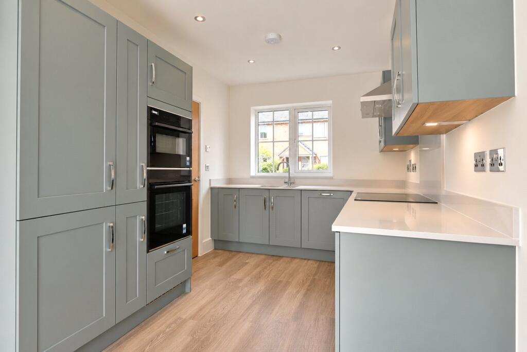House in Salisbury - View 4