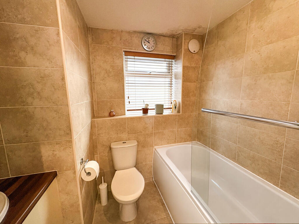Apartment in London - View 2