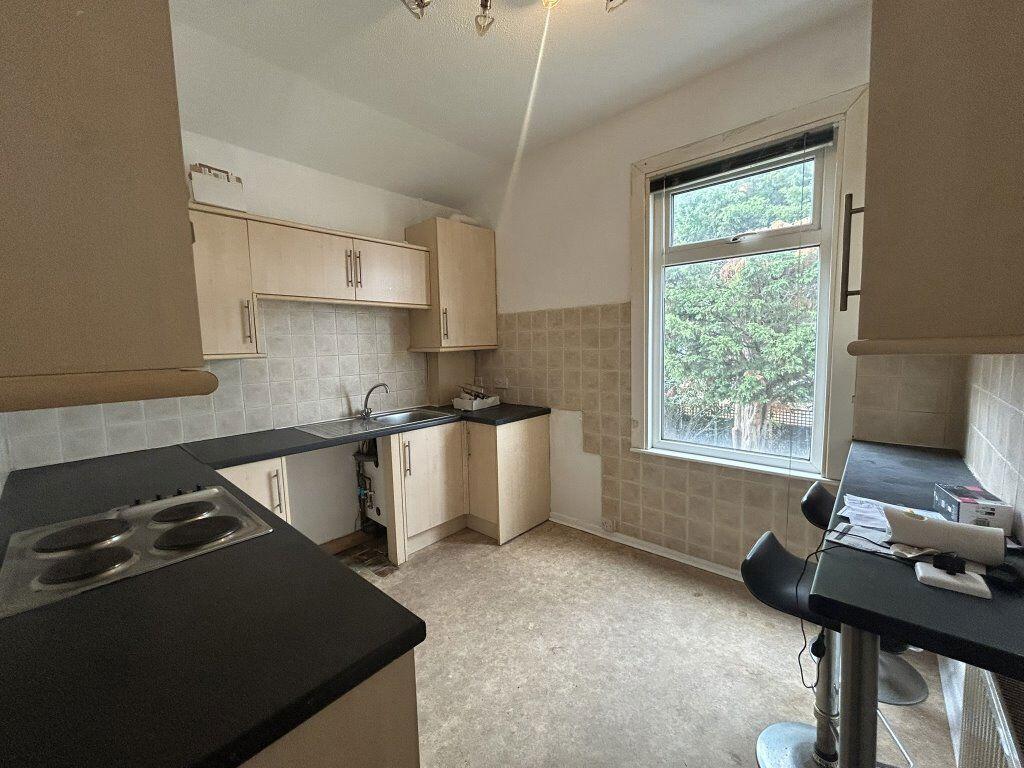 Apartment in Southend-on-Sea, Essex - View 5