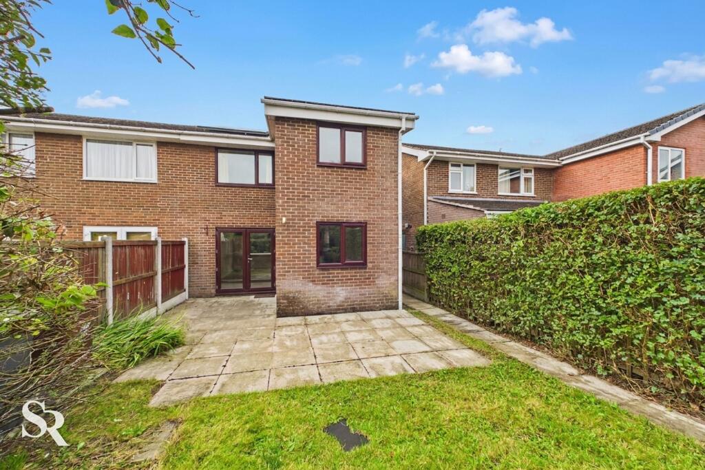 House in High Peak, Chapel-en-le-Frith - View 4