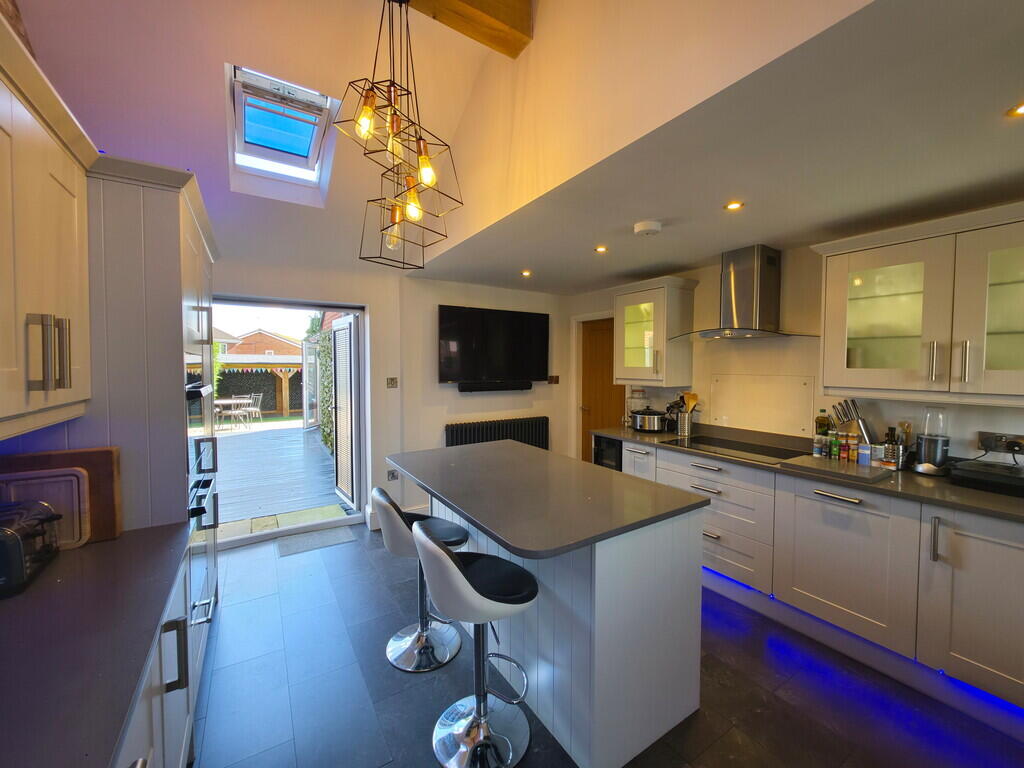 Spey Drive, Kidsgrove, Stoke-on-Trent photo 3