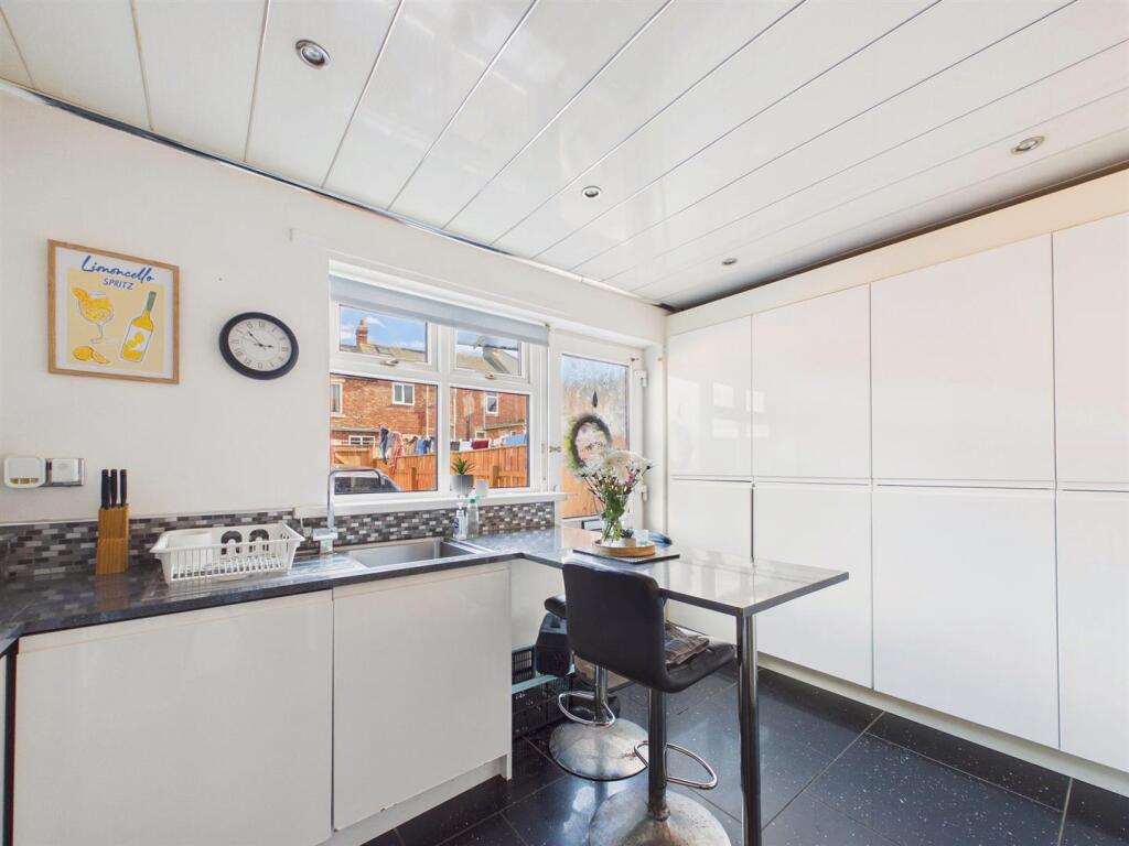 House in Newcastle upon Tyne - More