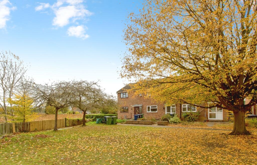 Main image of property: Jopling Way, Hauxton, Cambridge, Cambridgeshire, CB22