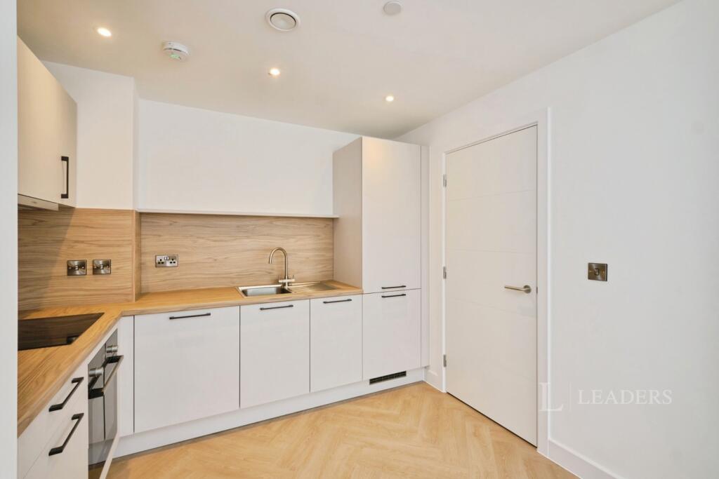 Apartment in Birmingham, Digbeth - View 4