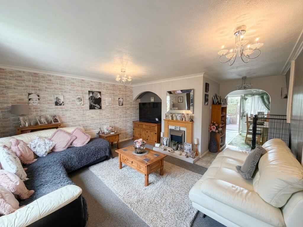 House in South Kesteven, Ropsley and Humby - View 2
