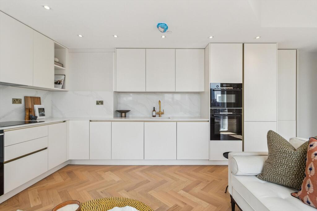 Apartment in London, City of Westminster - View 4