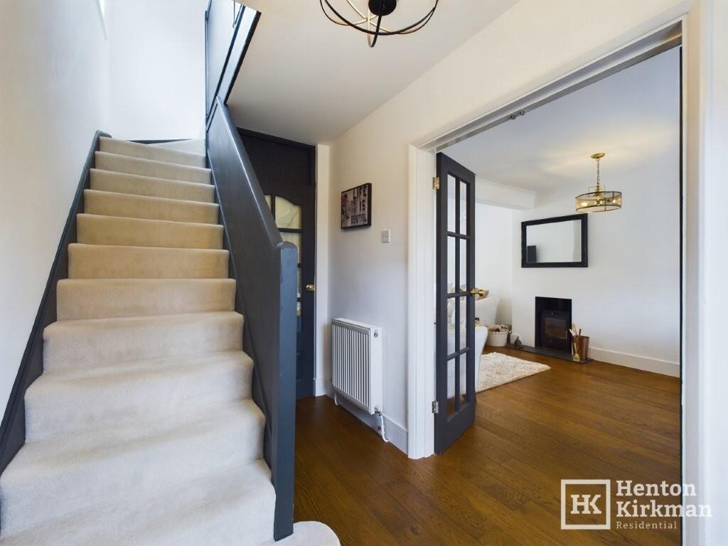 Stockwell Close, Billericay, Essex, CM11 2QA photo 2