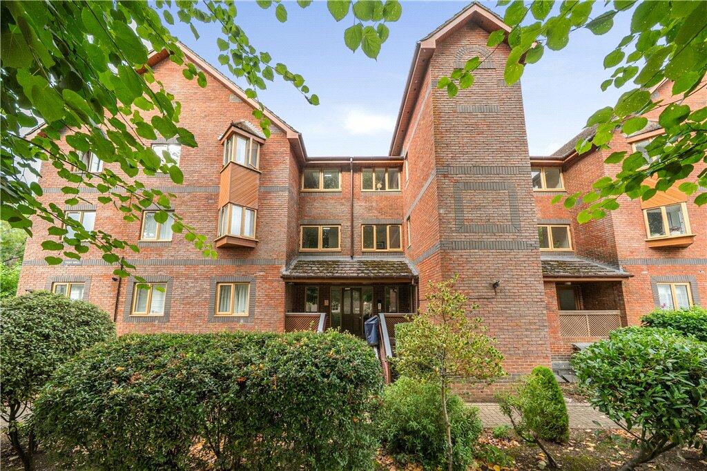 Apartment in Southampton - View 2
