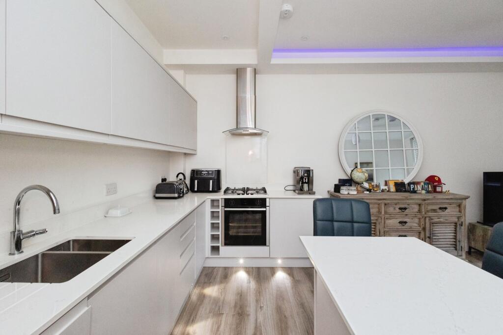 Main image of property: Oakwood House, Didsbury, M20 2UT