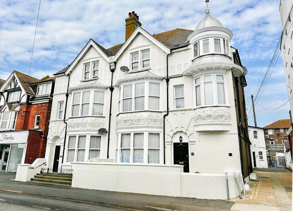 Main image of property: Parkhurst Road, Bexhill-On-Sea, TN40 1DF
