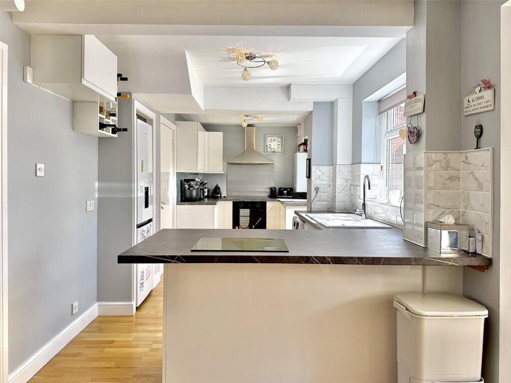 House in Wirral, Liverpool City Region - More