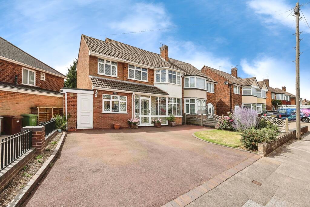 Main image of property: Moxhull Road, Birmingham, West Midlands, B37