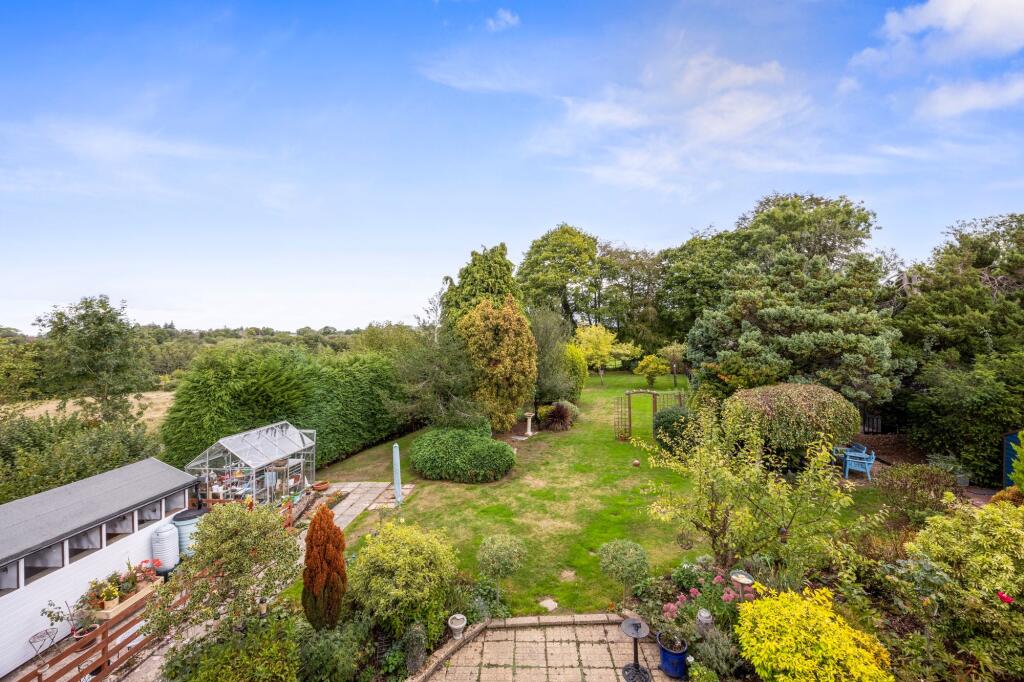 House in Tonbridge - View 3