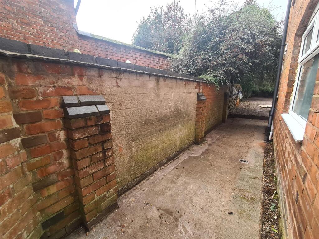 Additional image 10 of Worcester Road, Bromsgrove