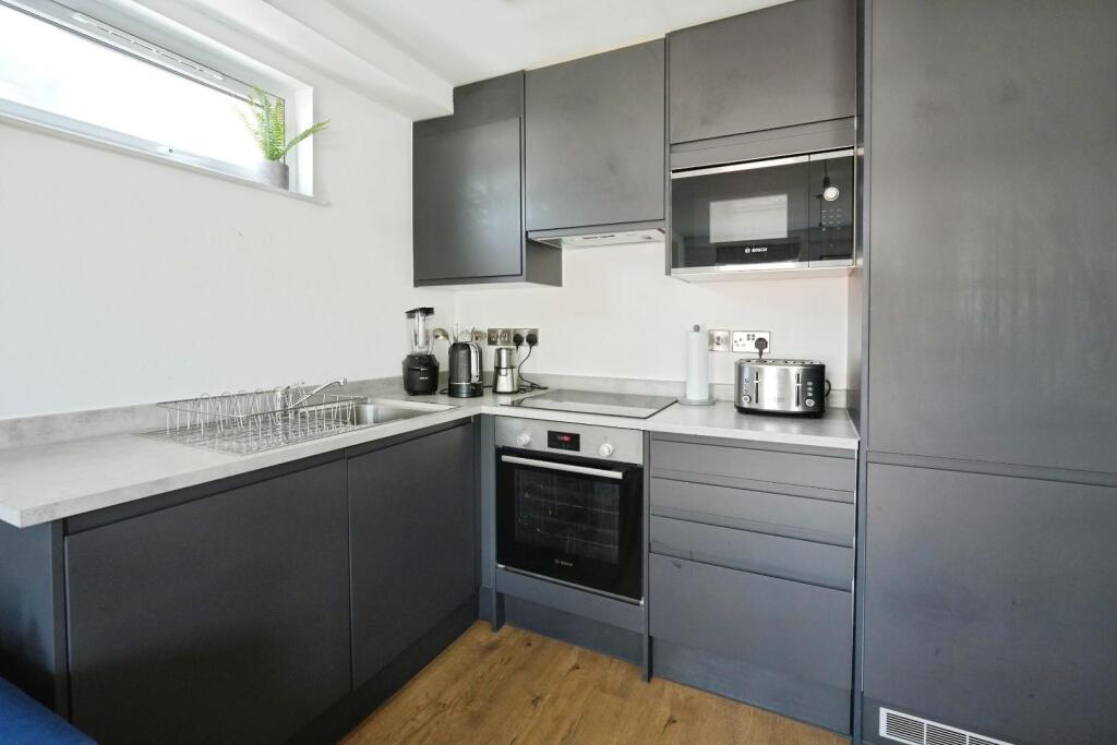 393, Palatine Road - View 3