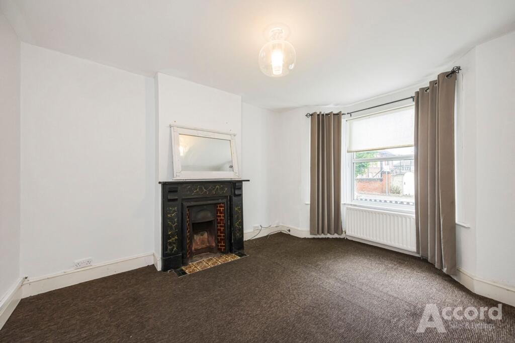 House in London - View 3